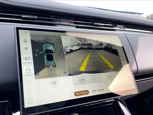 New 2025 Land Rover Range Rover Sport Dynamic SE image 20