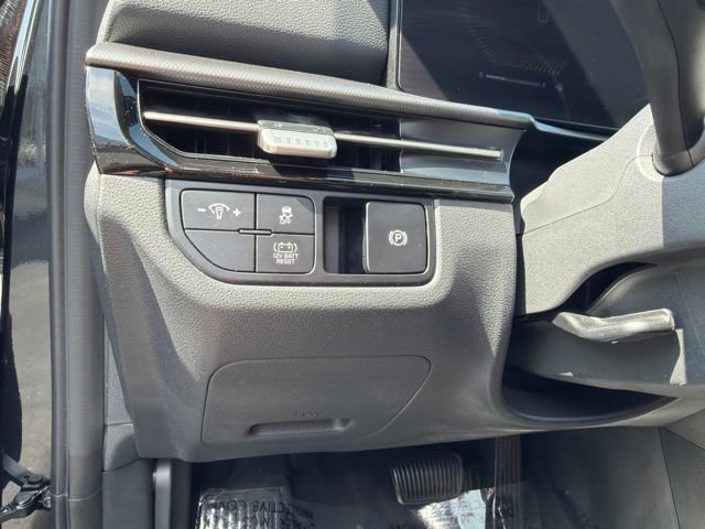 Used 2026 Kia Sportage LX FWD image 18