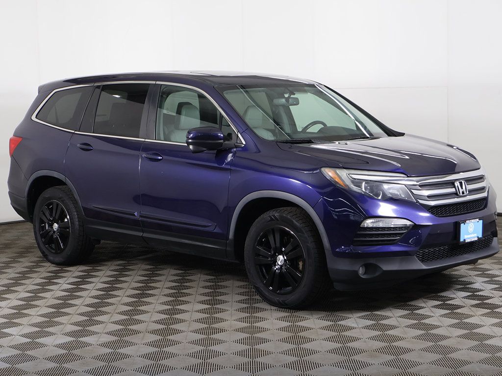 Used 2017 Honda Pilot EX-L image 2