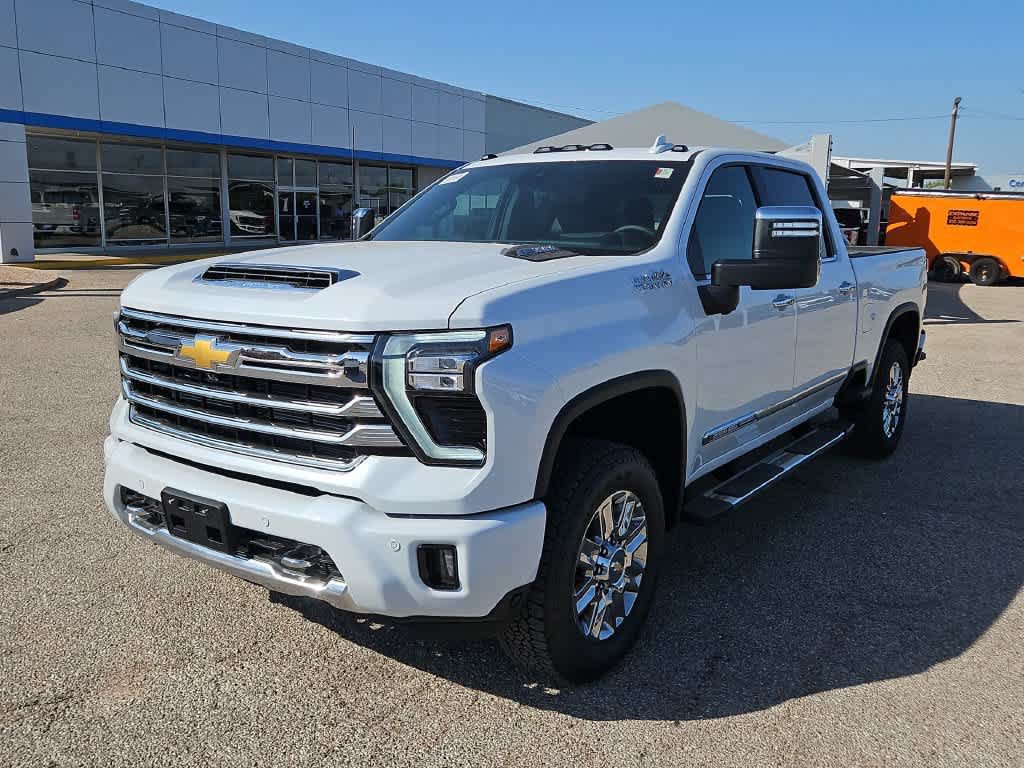 New 2026 Chevrolet Silverado 2500 High Country w/ Technology Package AWD/4WD image 4