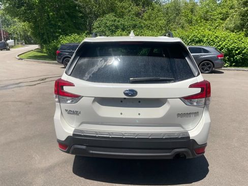 Used 2023 Subaru Forester Premium AWD/4WD image 6