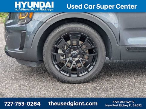 Used 2021 Kia Telluride SX w/ SX Prestige Package AWD/4WD image 10