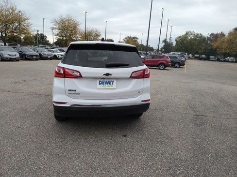 Used 2018 Chevrolet Equinox LT image 4