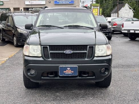 Used 2004 Ford Explorer Sport Trac XLT AWD/4WD image 2