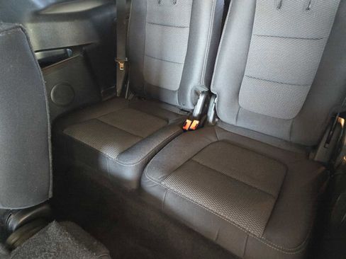 Used 2017 Ford Explorer XLT w/ Equipment Group 201A image 27