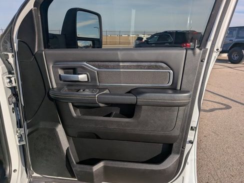 Used 2024 RAM 3500 Big Horn w/ Sport Appearance Package image 5