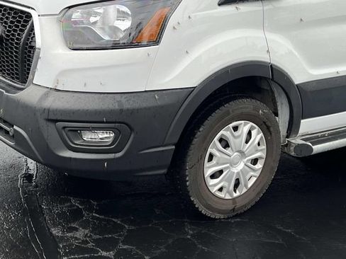 Certified 2025 Ford Transit 250 Low Roof w/ Exterior Upgrade Package RWD image 8