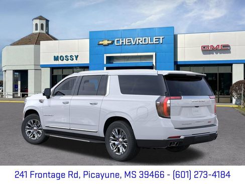 New 2026 GMC Yukon XL Denali RWD image 3