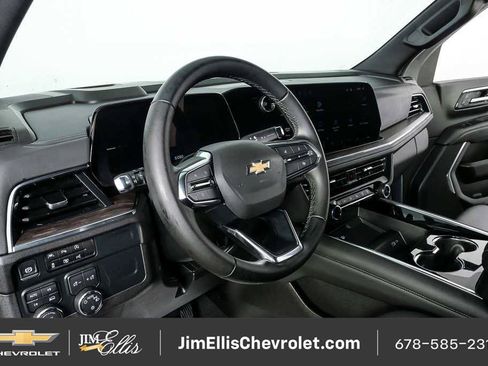 Certified 2025 Chevrolet Tahoe LT AWD/4WD image 4