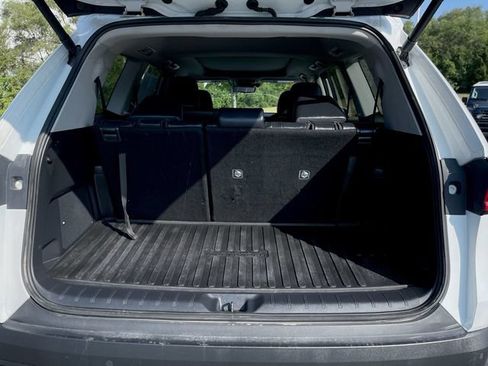 Used 2025 Toyota Grand Highlander AWD image 26