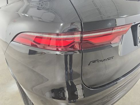 Used 2022 Jaguar F-PACE S AWD/4WD image 24