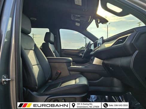 Used 2022 Chevrolet Tahoe Z71 w/ Z71 Off-Road Package AWD/4WD image 34
