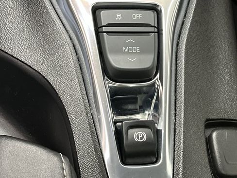 Used 2017 Chevrolet Camaro LT image 15