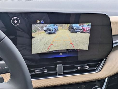 New 2026 Chevrolet Equinox ACTIV w/ Convenience Package III image 19