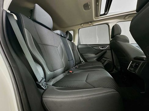 Used 2019 Subaru Forester Premium image 25