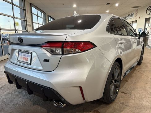 New 2026 Toyota Corolla SE image 2