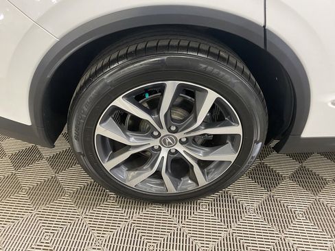 Used 2023 Acura MDX SH-AWD w/ Technology Package image 16