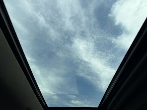 Used 2021 Chevrolet Silverado 1500 High Country w/ Technology Package image 20