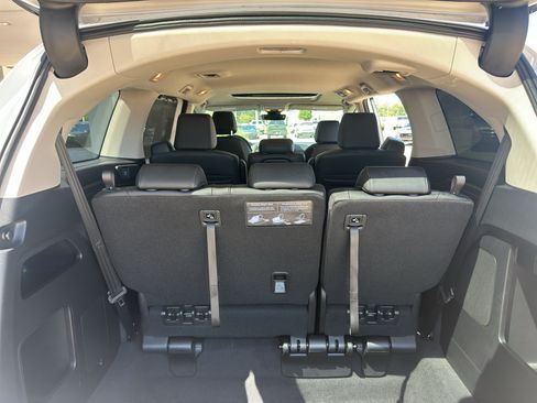 Used 2025 Honda Odyssey EX-L image 37