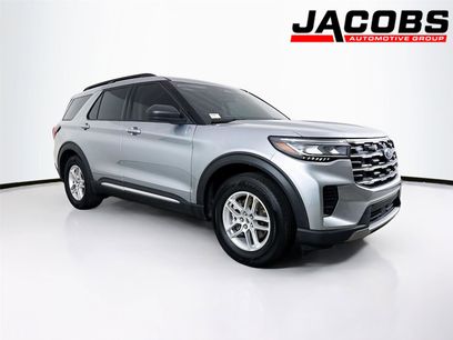 Used 2025 Ford Explorer Active