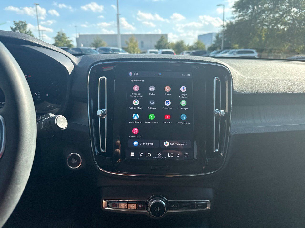 Used 2023 Volvo XC40 B5 Plus w/ Protection Package Premier AWD/4WD image 24