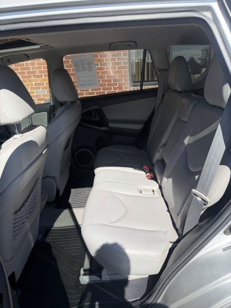 Used 2012 Toyota RAV4 Limited w/ Navigation Value Pkg AWD/4WD image 11