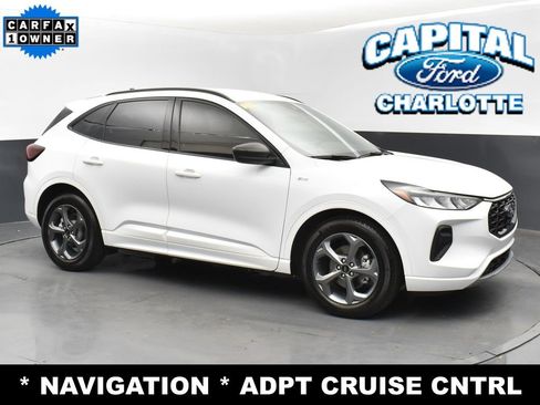 Used 2023 Ford Escape ST-Line w/ Tech Pack #1 image 3