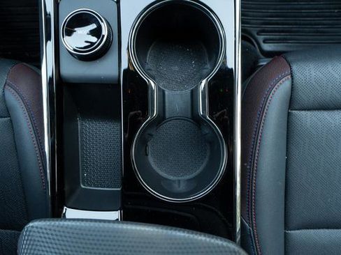 Used 2025 Chevrolet Equinox RS w/ Safety and Technology Package image 23