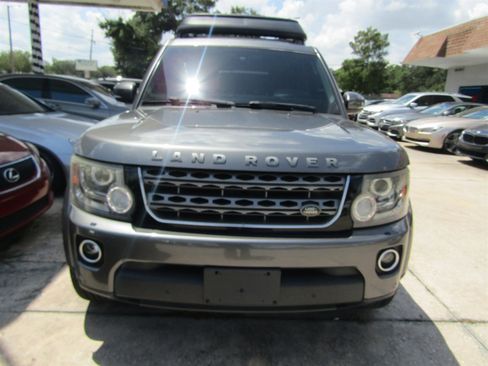 Used 2016 Land Rover LR4 HSE AWD/4WD image 2
