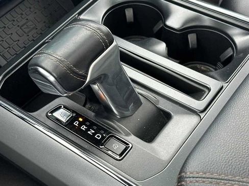 Used 2024 Ford F150 Lightning Lariat image 19