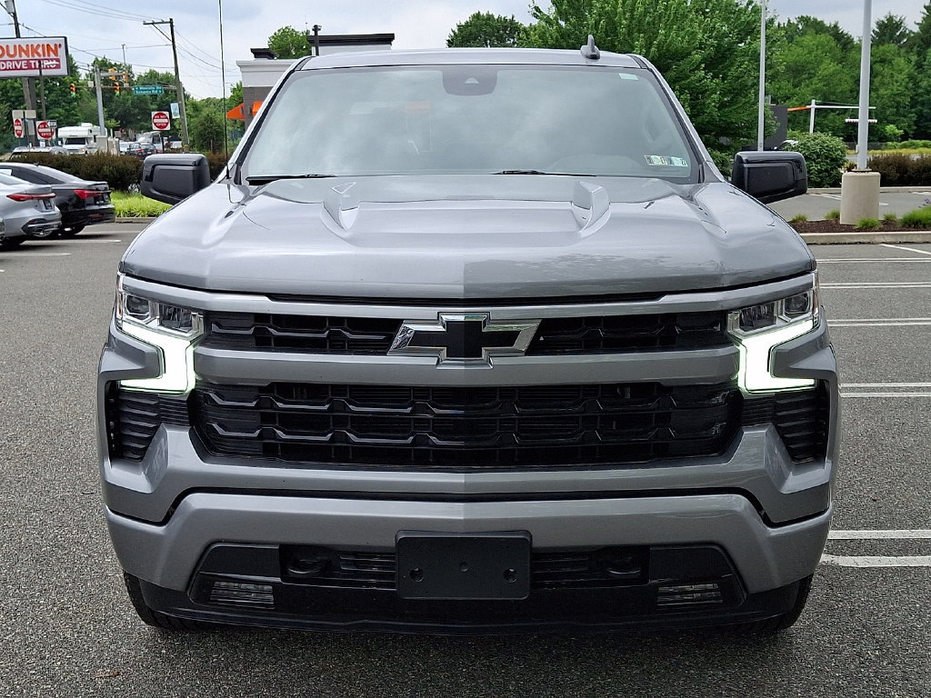 Used 2024 Chevrolet Silverado 1500 RST AWD/4WD image 5