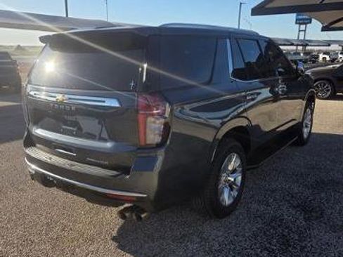 Used 2021 Chevrolet Tahoe Premier w/ Premium Package image 5