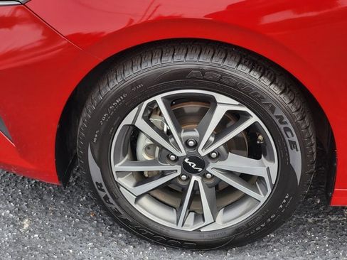 Used 2024 Kia Forte LXS image 8