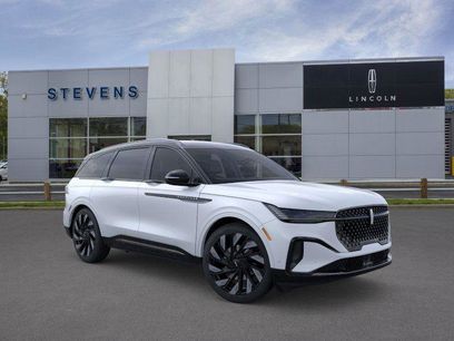 New 2024 Lincoln Nautilus Reserve w/ Jet Appearance Package (87T)