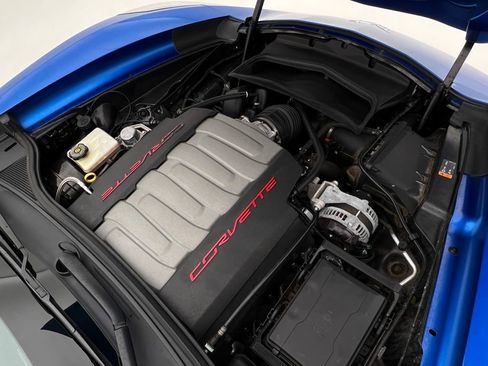 Used 2014 Chevrolet Corvette Base w/ 2LT Preferred Equipment Group image 27