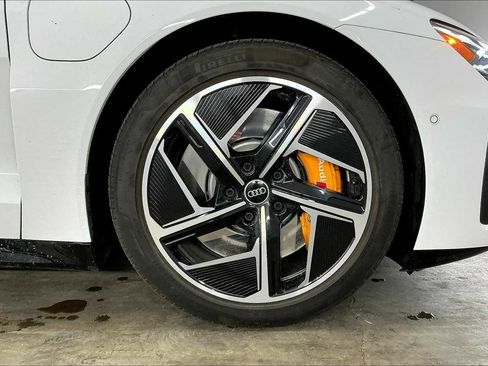 Used 2023 Audi RS e-tron GT w/ Carbon Performance Package image 12