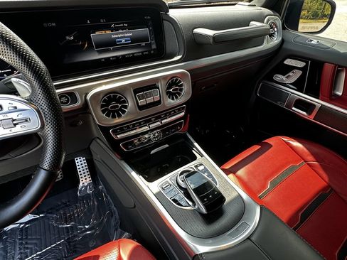 Used 2023 Mercedes-Benz G 63 AMG 4MATIC image 33