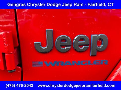 Certified 2025 Jeep Wrangler Unlimited Sahara w/ Safety Group AWD/4WD image 16