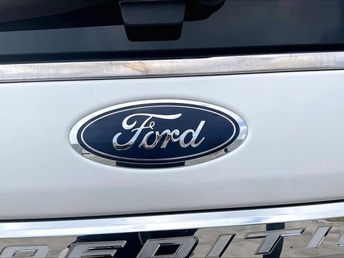 Used 2021 Ford Expedition Limited RWD image 28