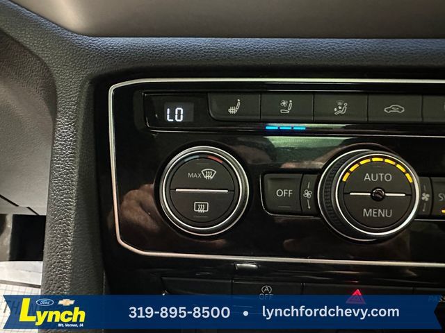 Used 2021 Volkswagen Atlas Cross Sport SEL Premium R-Line w/ Cross Sport MDO Package AWD/4WD image 17