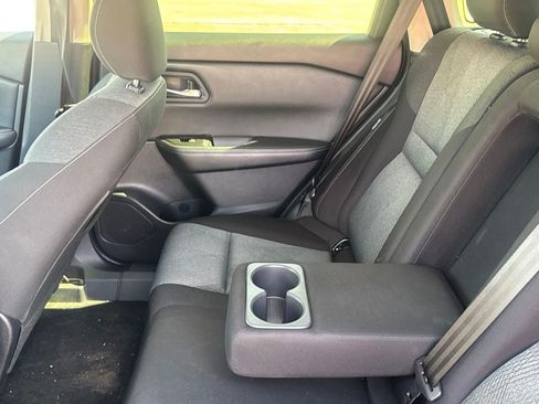 Certified 2025 Nissan Rogue SV FWD image 37