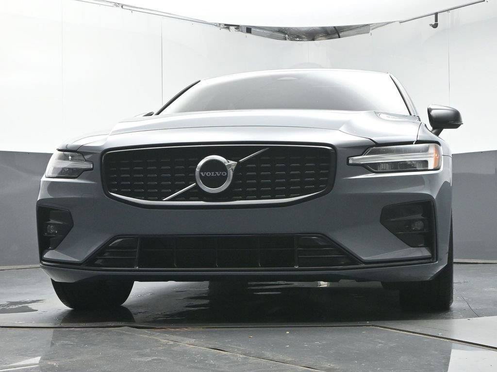Used 2024 Volvo S60 B5 Core FWD image 32
