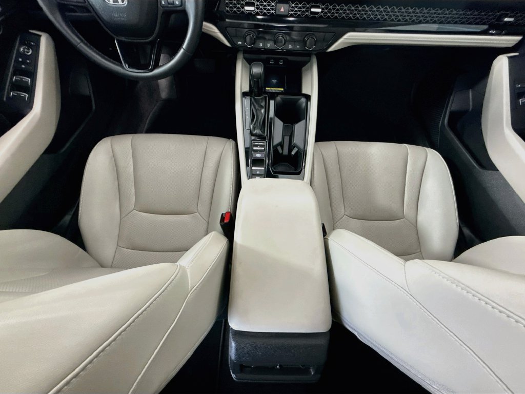 Certified 2025 Honda Accord EX-L image 16
