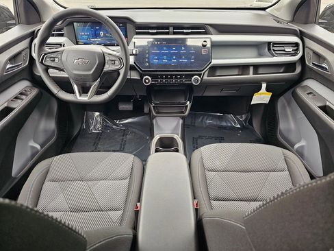 New 2027 Chevrolet Bolt LT w/ Comfort Package FWD image 17