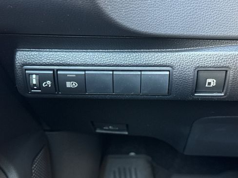 New 2026 Toyota Corolla LE FWD image 27