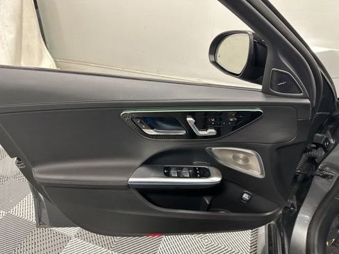 Used 2025 Mercedes-Benz C 300 4MATIC Sedan image 15