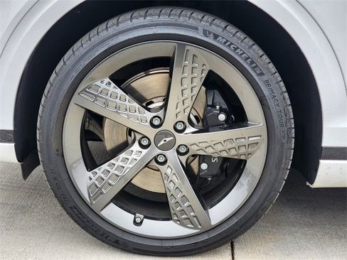 Used 2025 Genesis GV70 3.5T Sport w/ Sport Advanced Package image 7