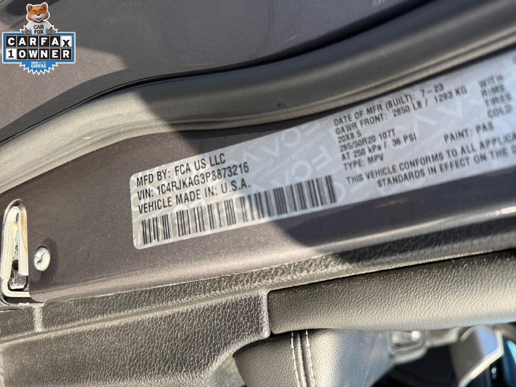 Used 2023 Jeep Grand Cherokee L Laredo AWD/4WD image 31