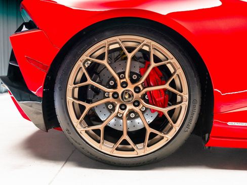 Used 2023 Lamborghini Huracan EVO AWD/4WD image 33