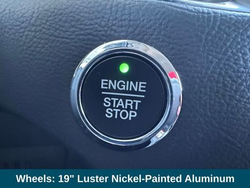 Used 2024 Ford Edge Titanium image 16